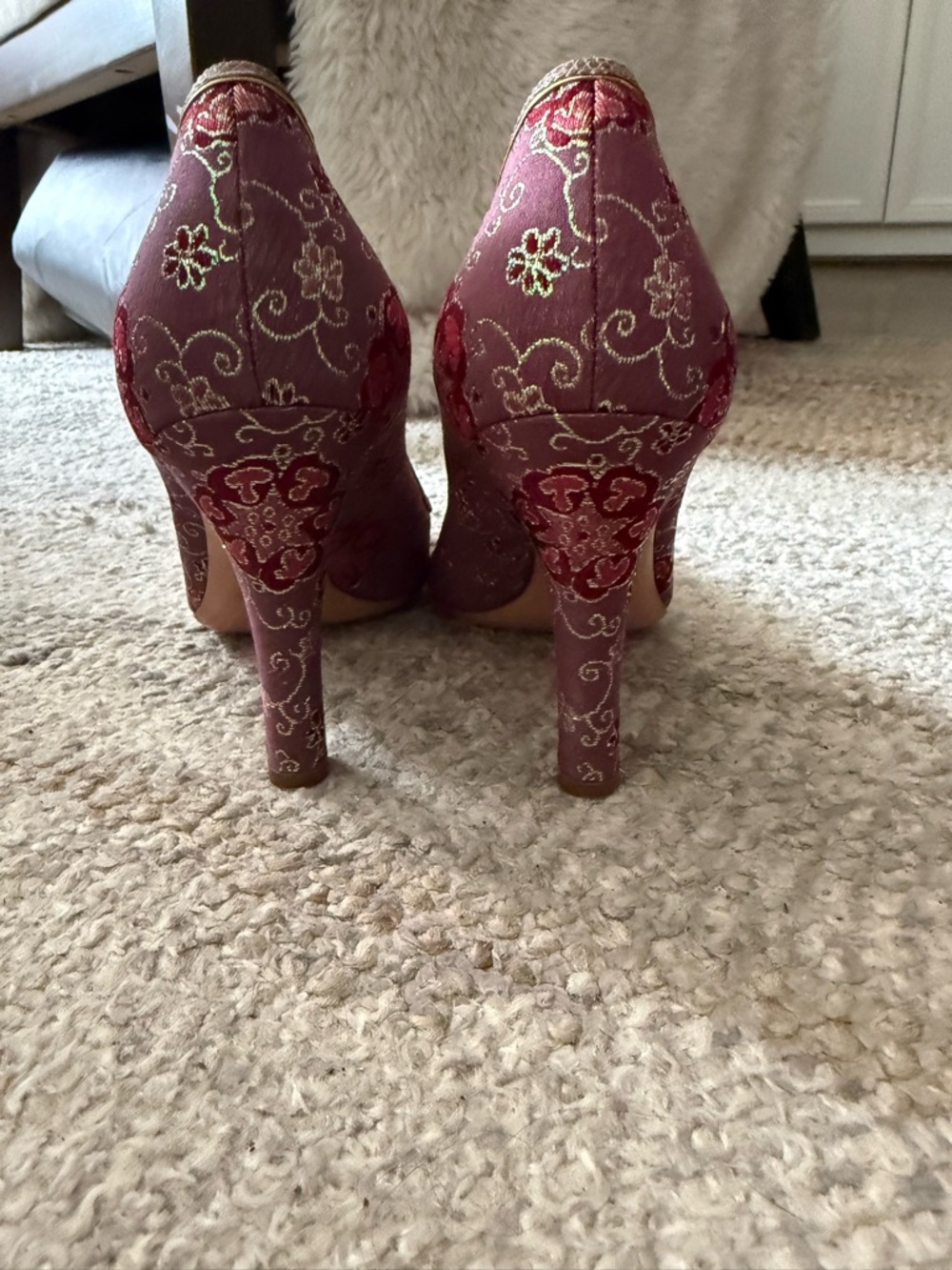 Vintage Prada Plum & Gold Brocade Pumps - Picture 6 of 9